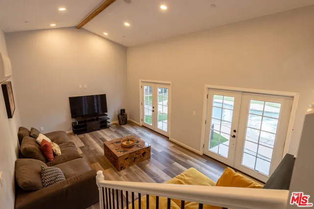 $1,429,000 | 18404 Arminta Street, Reseda, CA 91335