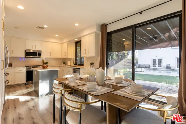 $1,429,000 | 18404 Arminta Street, Reseda, CA 91335
