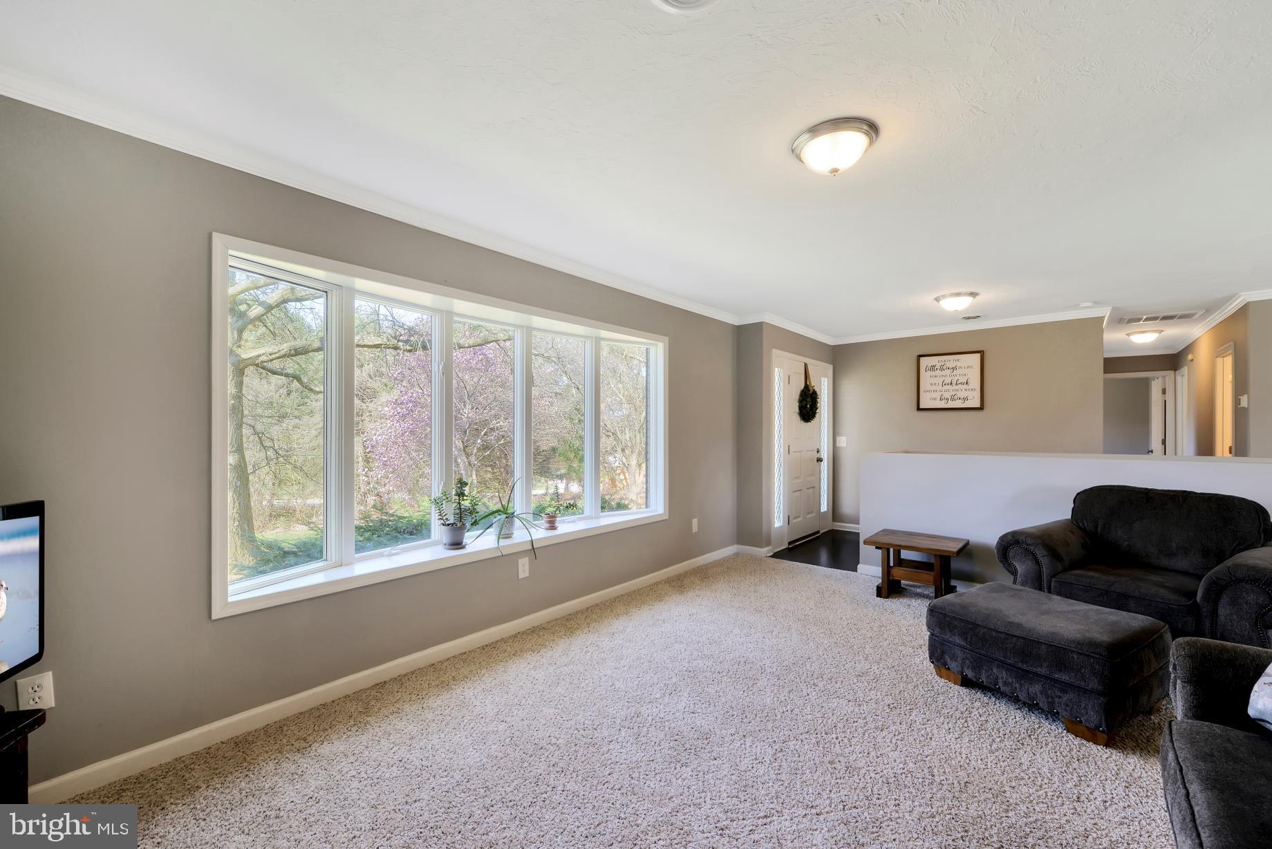 2654 Pleasant Hill Road Hanover, PA 17331 - Photo 4 of 26 Big picture window