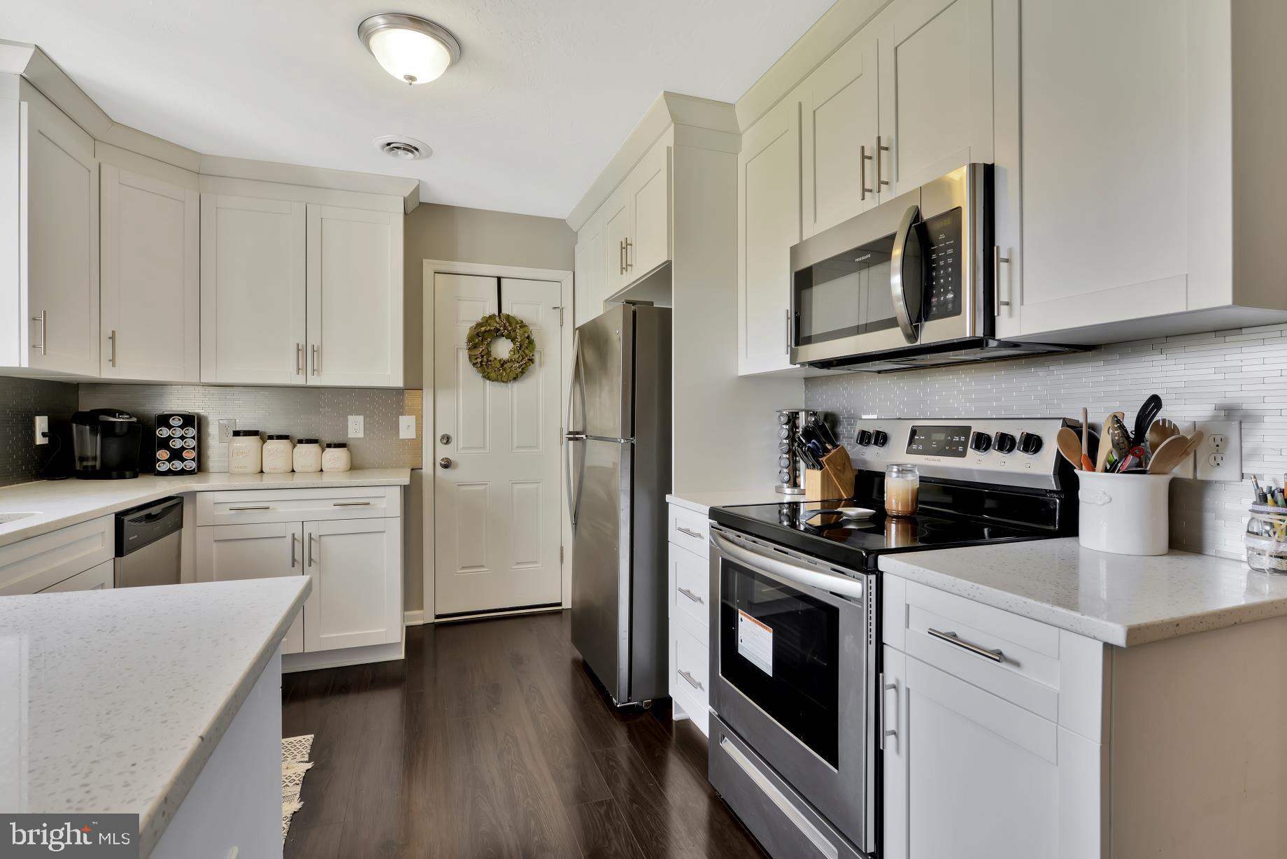 2654 Pleasant Hill Road Hanover, PA 17331 - Photo 5 of 26 Beautiful kitchen with Quartz countertops