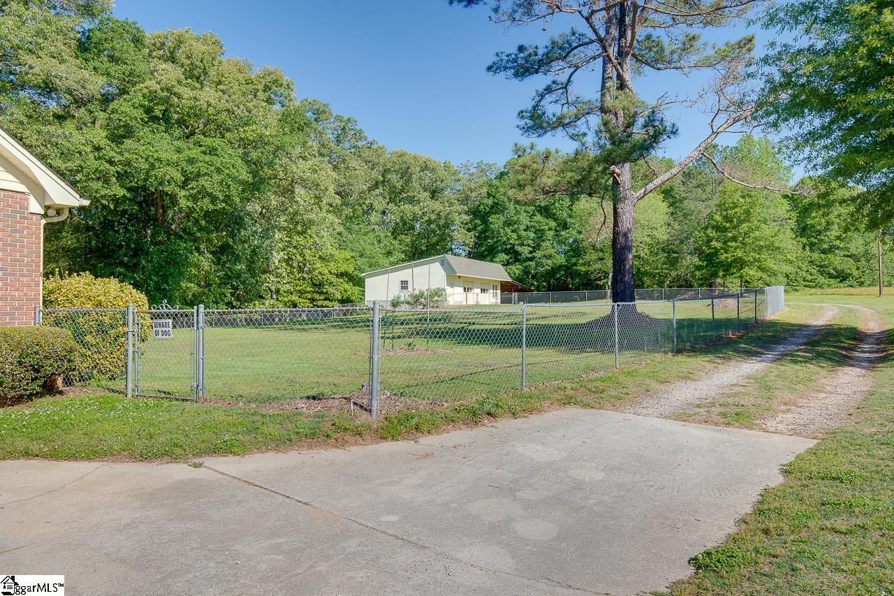 310 Major Road Piedmont, SC 29673 - Photo 3 of 32