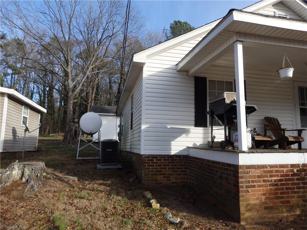 410 Spring Street Denton, NC 27239 - Photo 5 of 16 Oil tank not in use