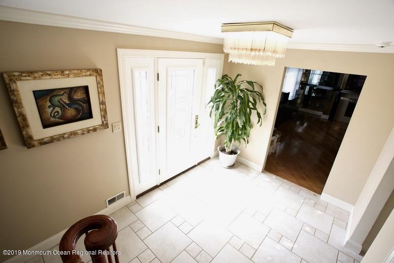 1 Woodstock Place Freehold, NJ 07728 - Photo 5 of 54 Foyer