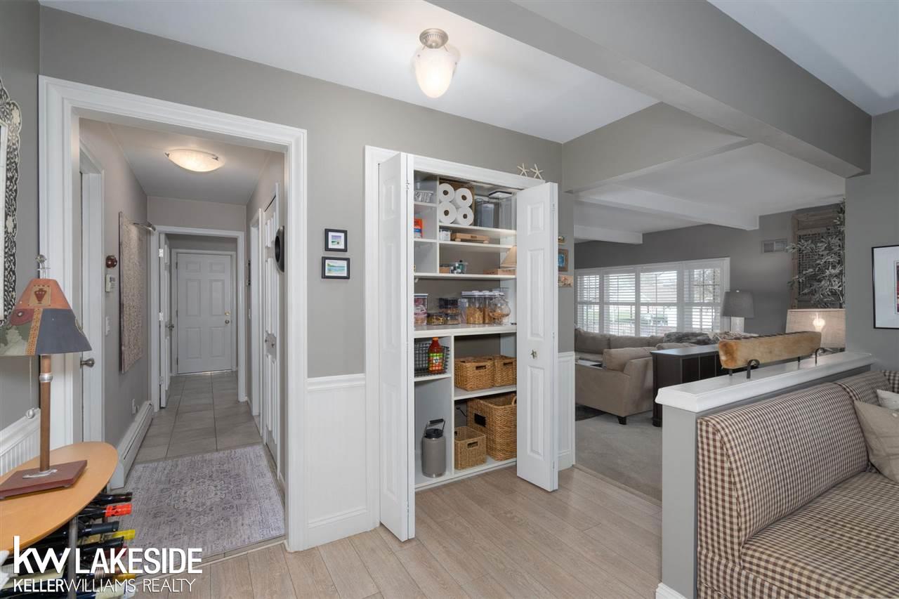49670 Compass Point Drive New Baltimore, MI 48047 - Photo 28 of 69 50073229-27.JPG