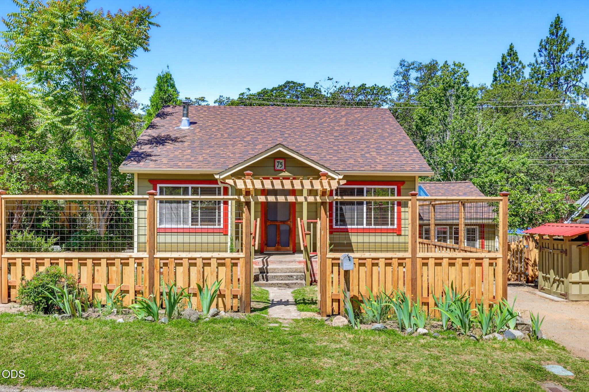 75 Dewey Street Ashland, OR 97520 - Photo 45 of 50