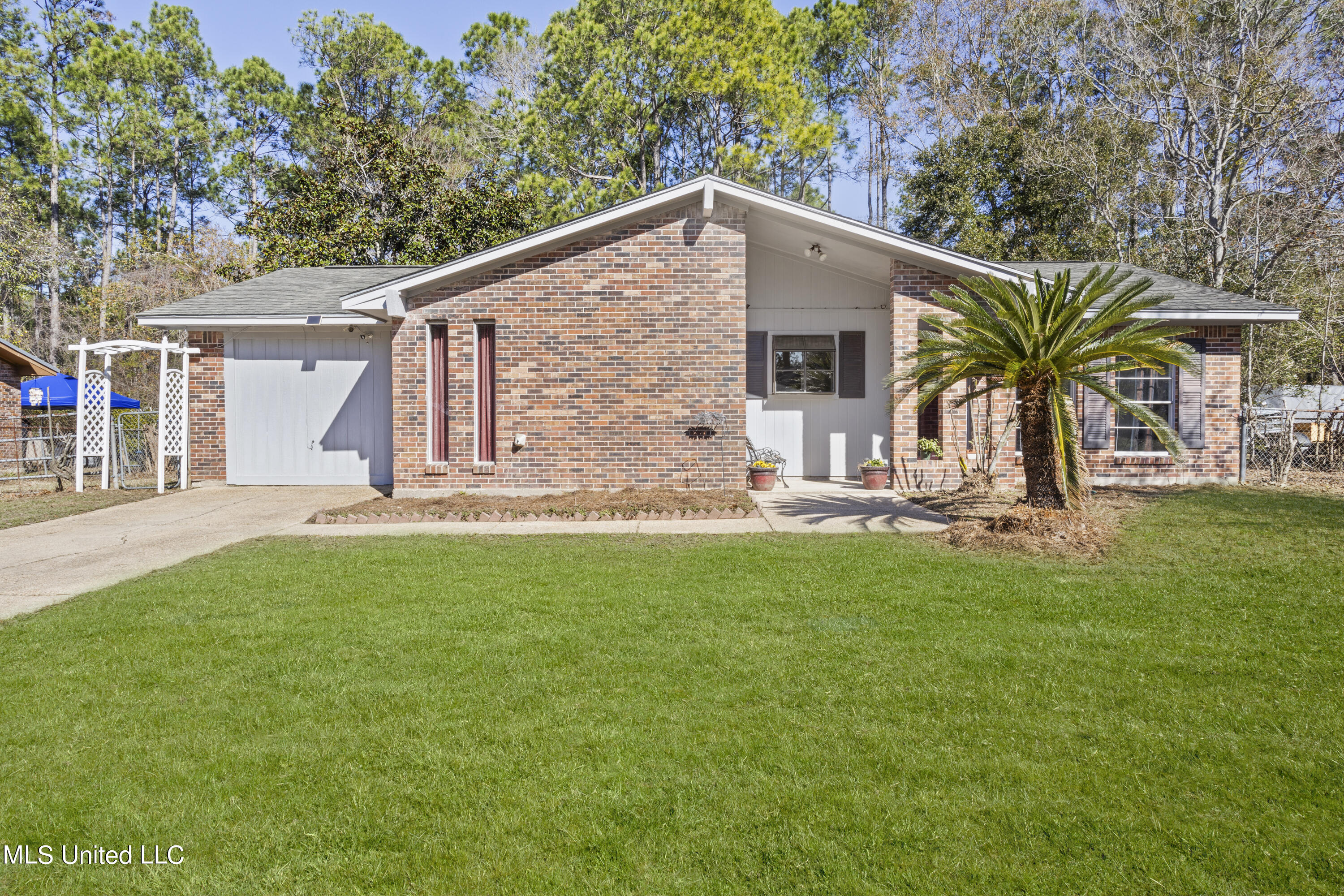 1516 Timber Lane Road Gautier, MS 39553 - Photo 1 of 25 001
