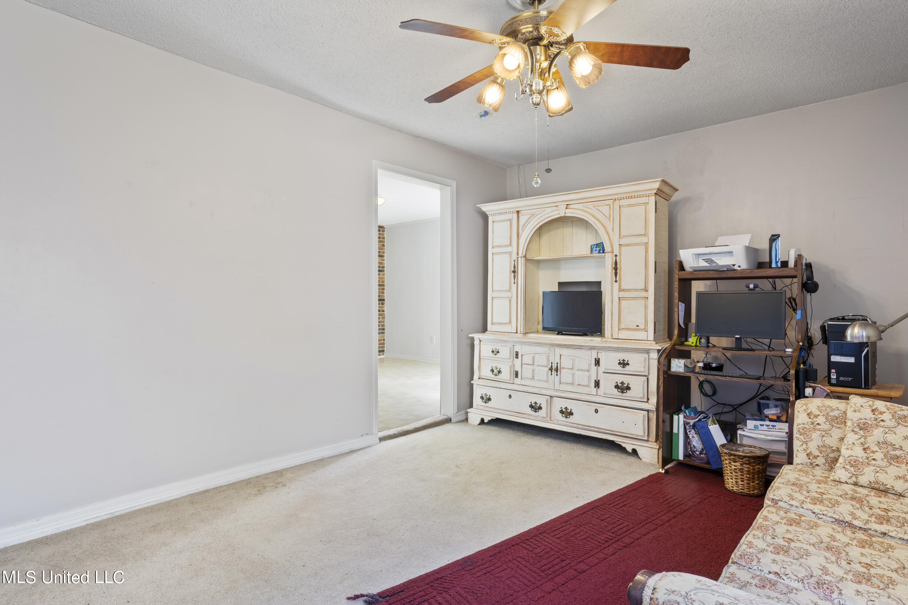 1516 Timber Lane Road Gautier, MS 39553 - Photo 11 of 25 006