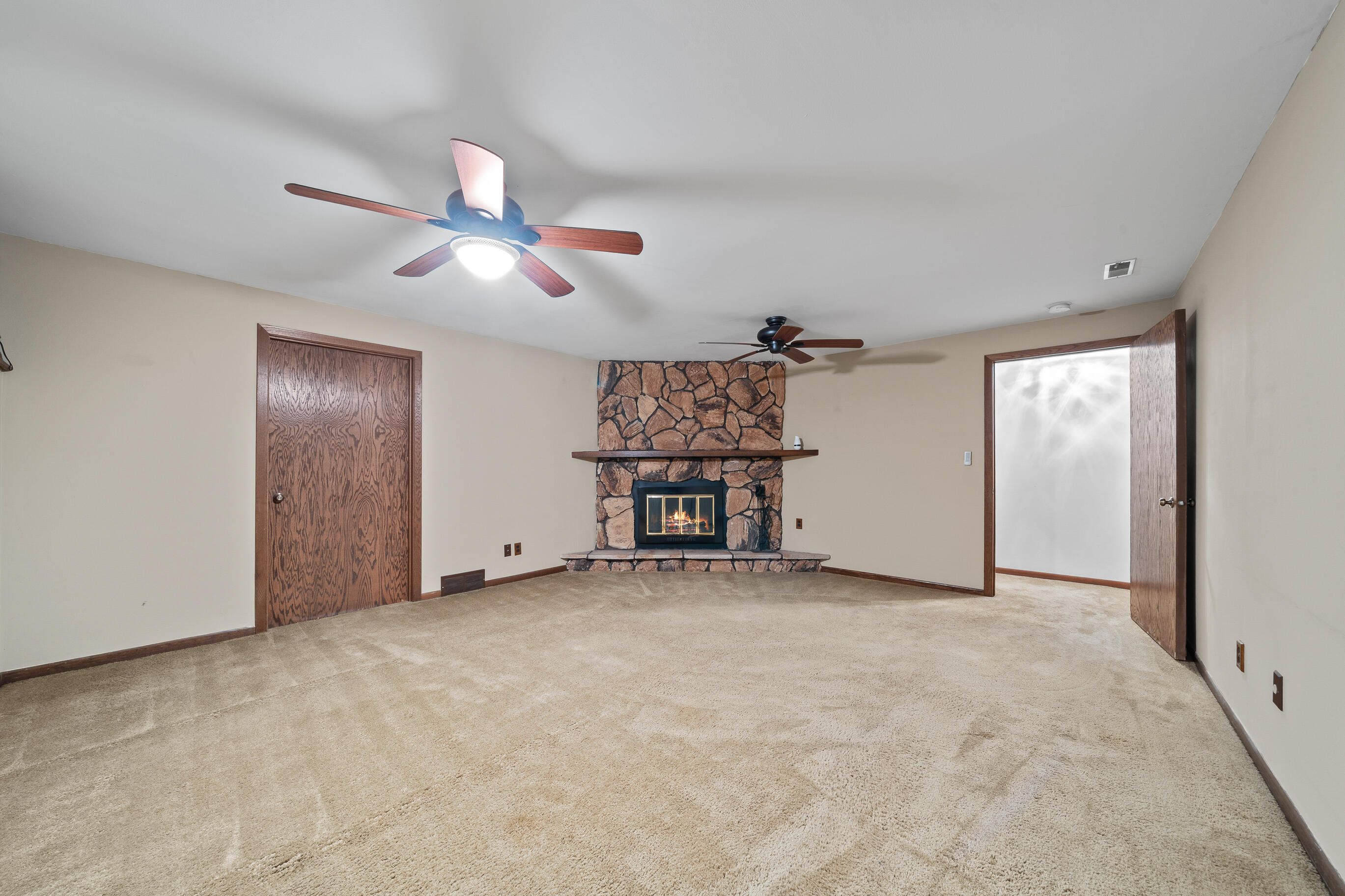 620 Bowers Boulevard, Unit 4 Delavan, WI 53115 - Photo 19 of 27 620 Bowers Blvd, Apt 4-37