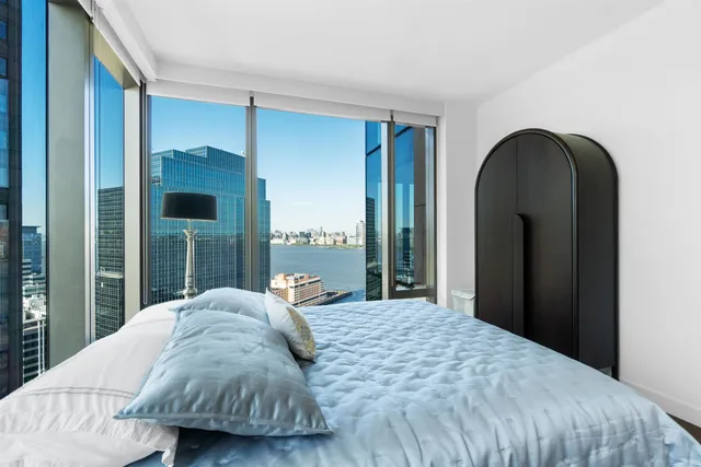 $7,350 | 99 Hudson Street, Unit 2400, Jersey City, NJ 07302