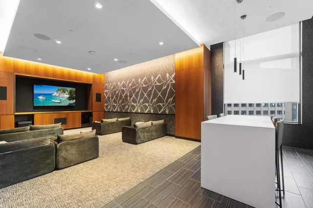 $7,350 | 99 Hudson Street, Unit 2400, Jersey City, NJ 07302