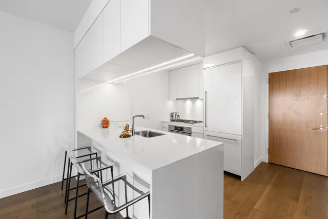 $7,350 | 99 Hudson Street, Unit 2400, Jersey City, NJ 07302