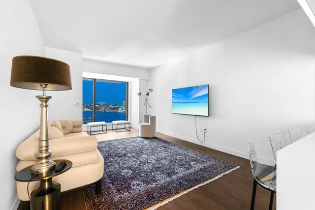 $7,350 | 99 Hudson Street, Unit 2400, Jersey City, NJ 07302
