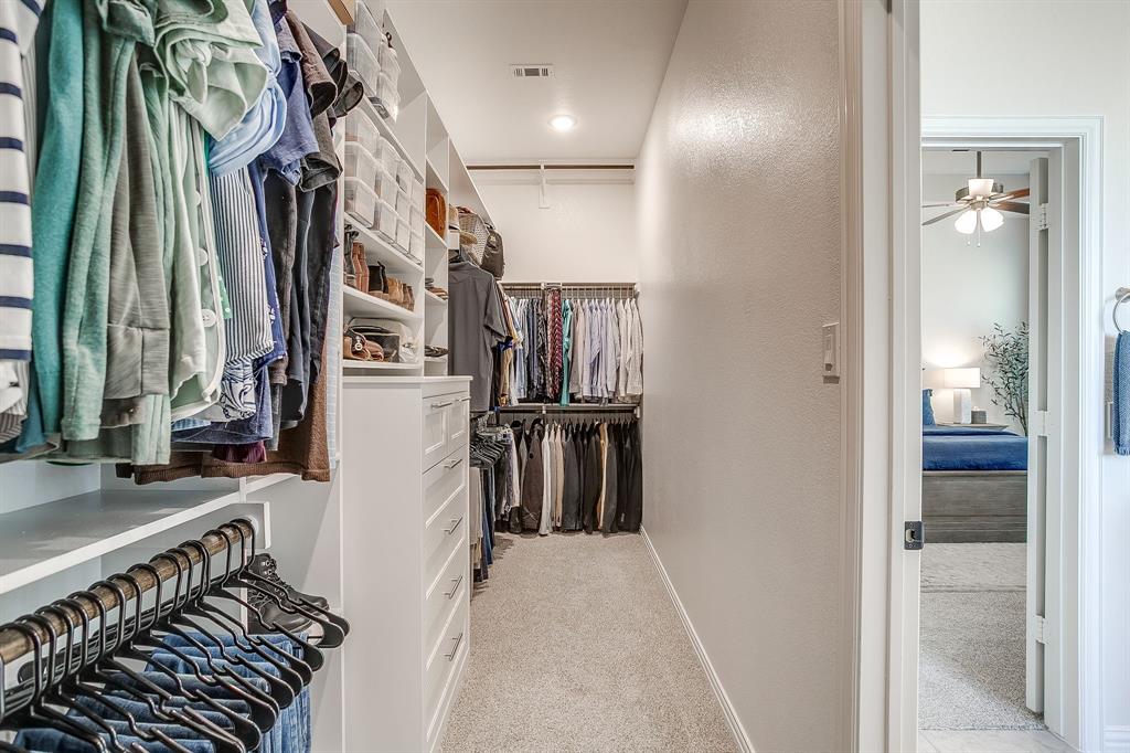 445 Guadalupe Lane Springtown, TX 76082 - Photo 19 of 40 Custom Closet