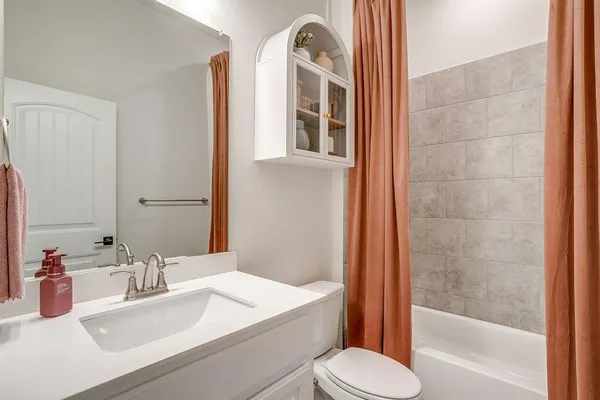 $520,000 | 445 Guadalupe Lane, Springtown, TX 76082