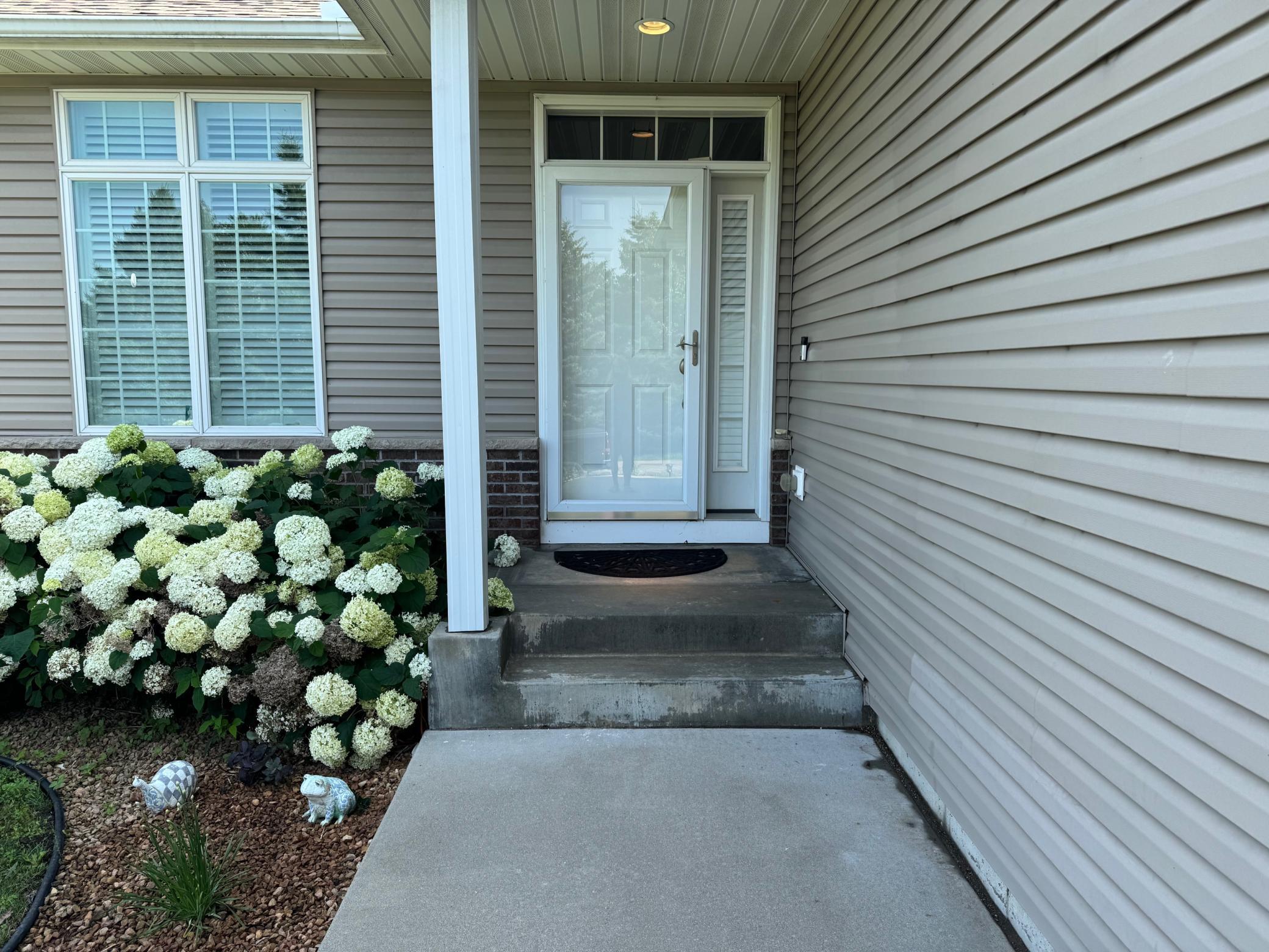 3274 James Lane Northeast Rochester, MN 55906 - Photo 3 of 21