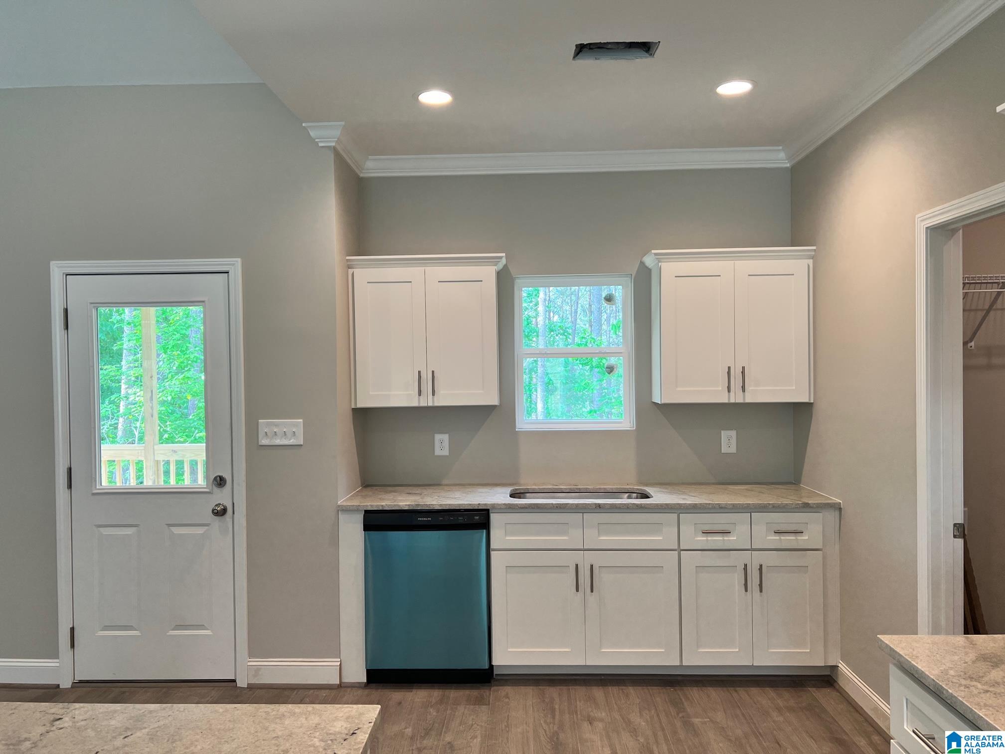 829 Rustling Road Odenville, AL 35120 - Photo 4 of 20