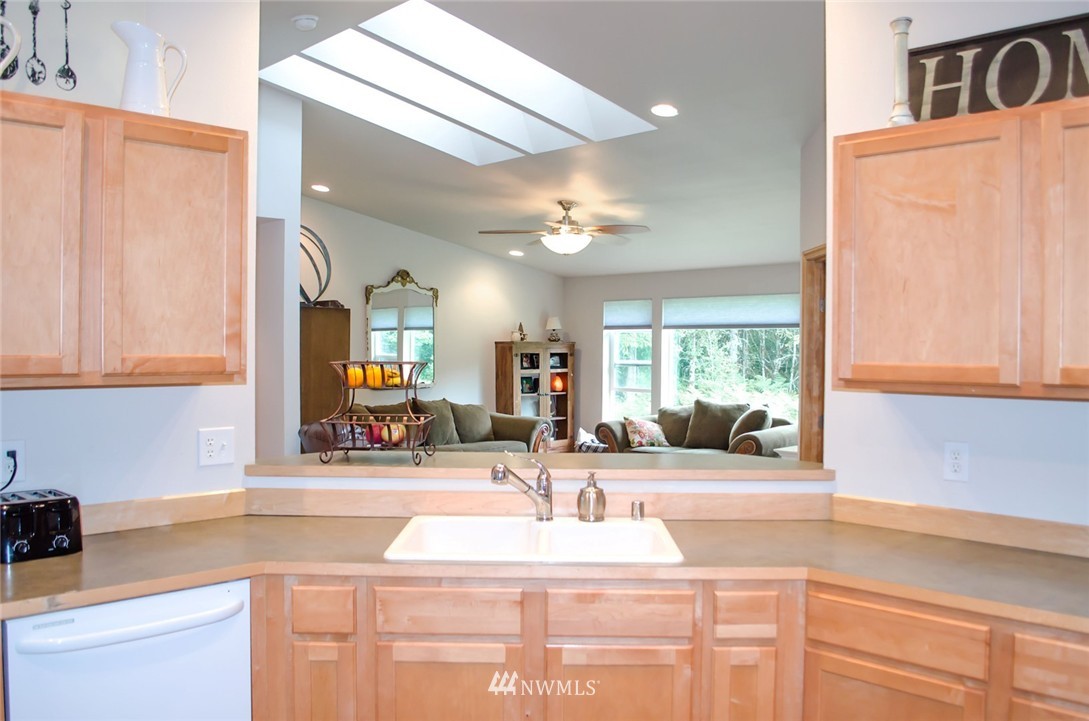 125 Dorning Road Winlock, WA 98596 - Photo 8 of 23
