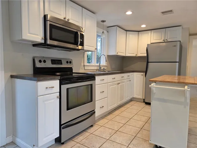 $2,800 | 78 Nautilus Street, Jamestown, RI 02835