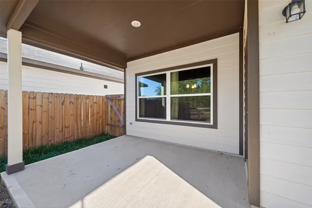 $1,650 | 2320 Cedar Place Drive, Conroe, TX 77306