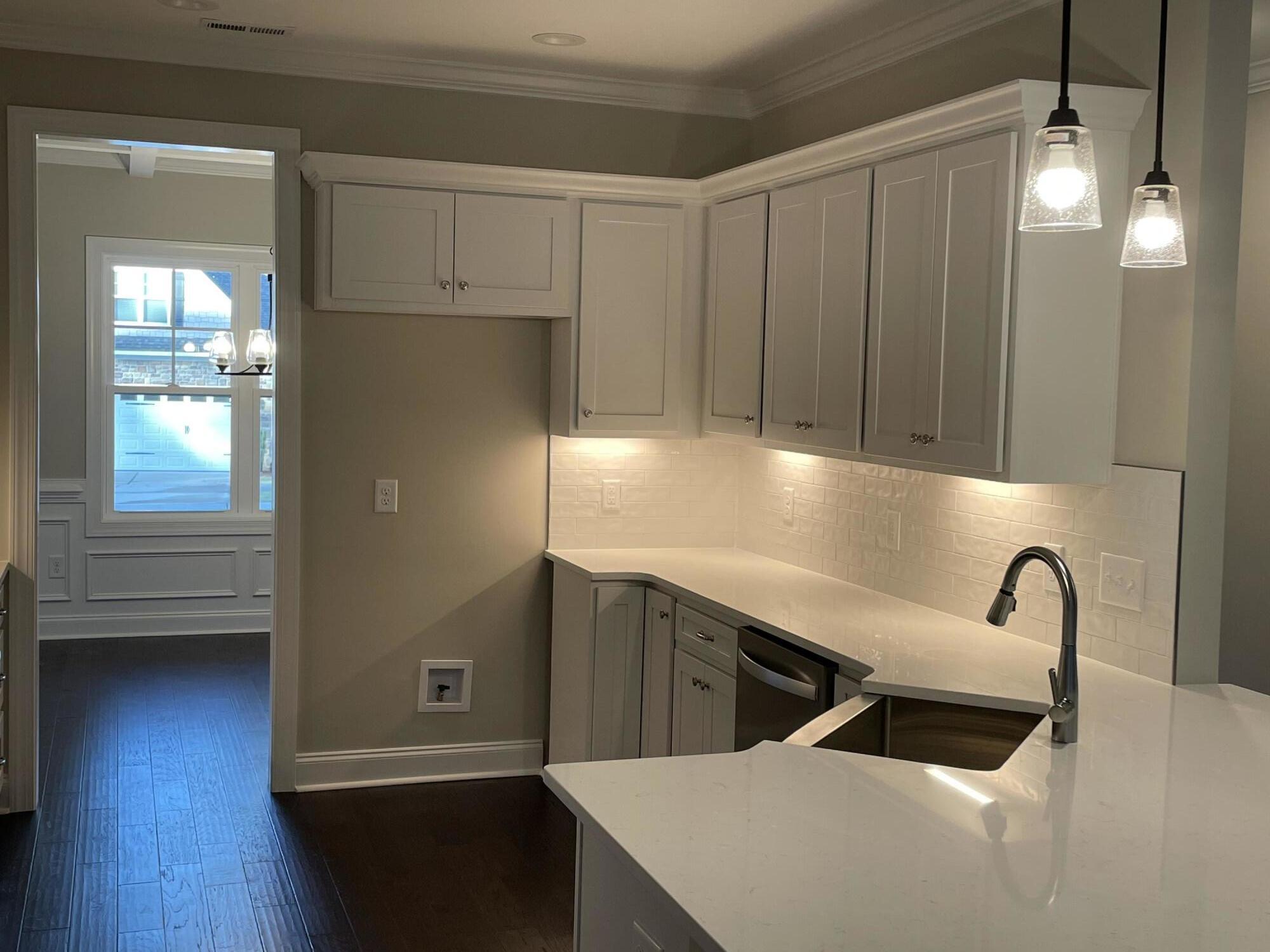 2191 Grove Point Road Savannah, GA 31419 - Photo 5 of 18 Kitchen2