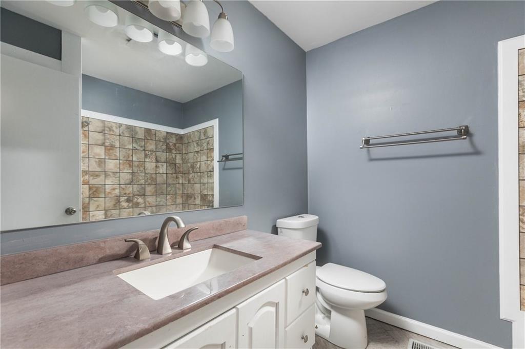 5334 West Epler Road Indianapolis, IN 46221 - Photo 16 of 22 Gallery Image 16