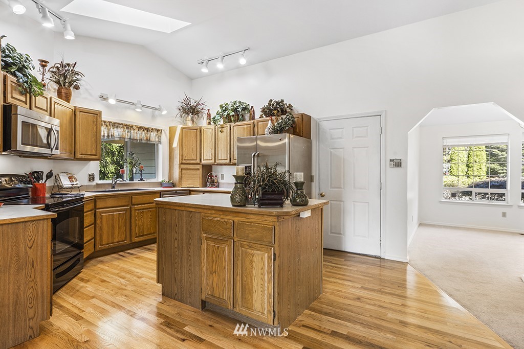 1279 Southwest Station Circle Road Port Orchard, WA 98367 - Photo 12 of 24 Gallery Image 12
