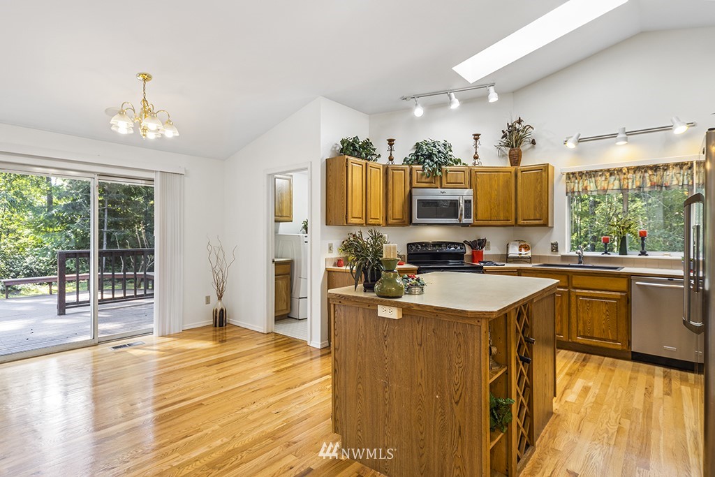 1279 Southwest Station Circle Road Port Orchard, WA 98367 - Photo 13 of 24 Gallery Image 13