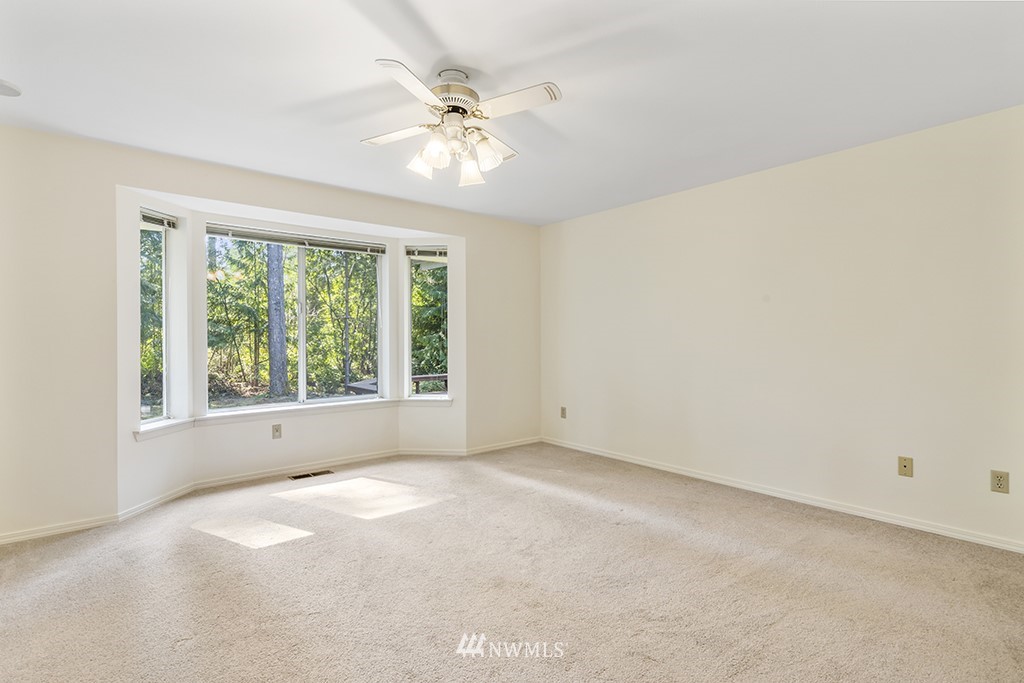 1279 Southwest Station Circle Road Port Orchard, WA 98367 - Photo 17 of 24 Gallery Image 17