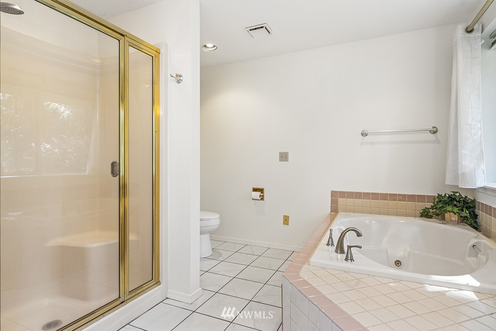 1279 Southwest Station Circle Road Port Orchard, WA 98367 - Photo 21 of 24 Gallery Image 21