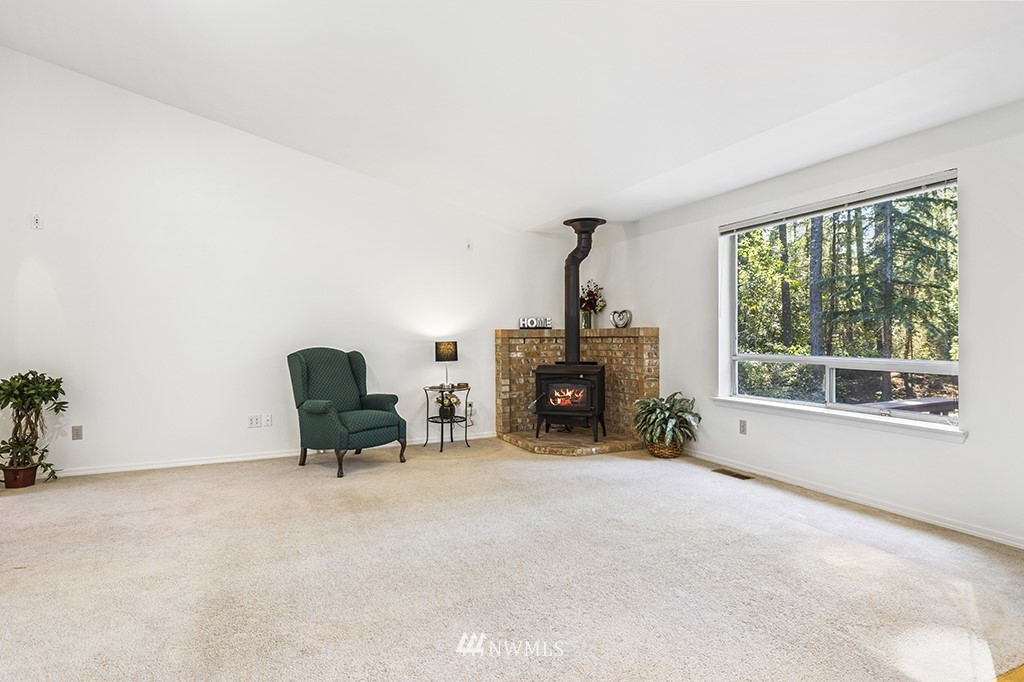1279 Southwest Station Circle Road Port Orchard, WA 98367 - Photo 9 of 24 Gallery Image 9