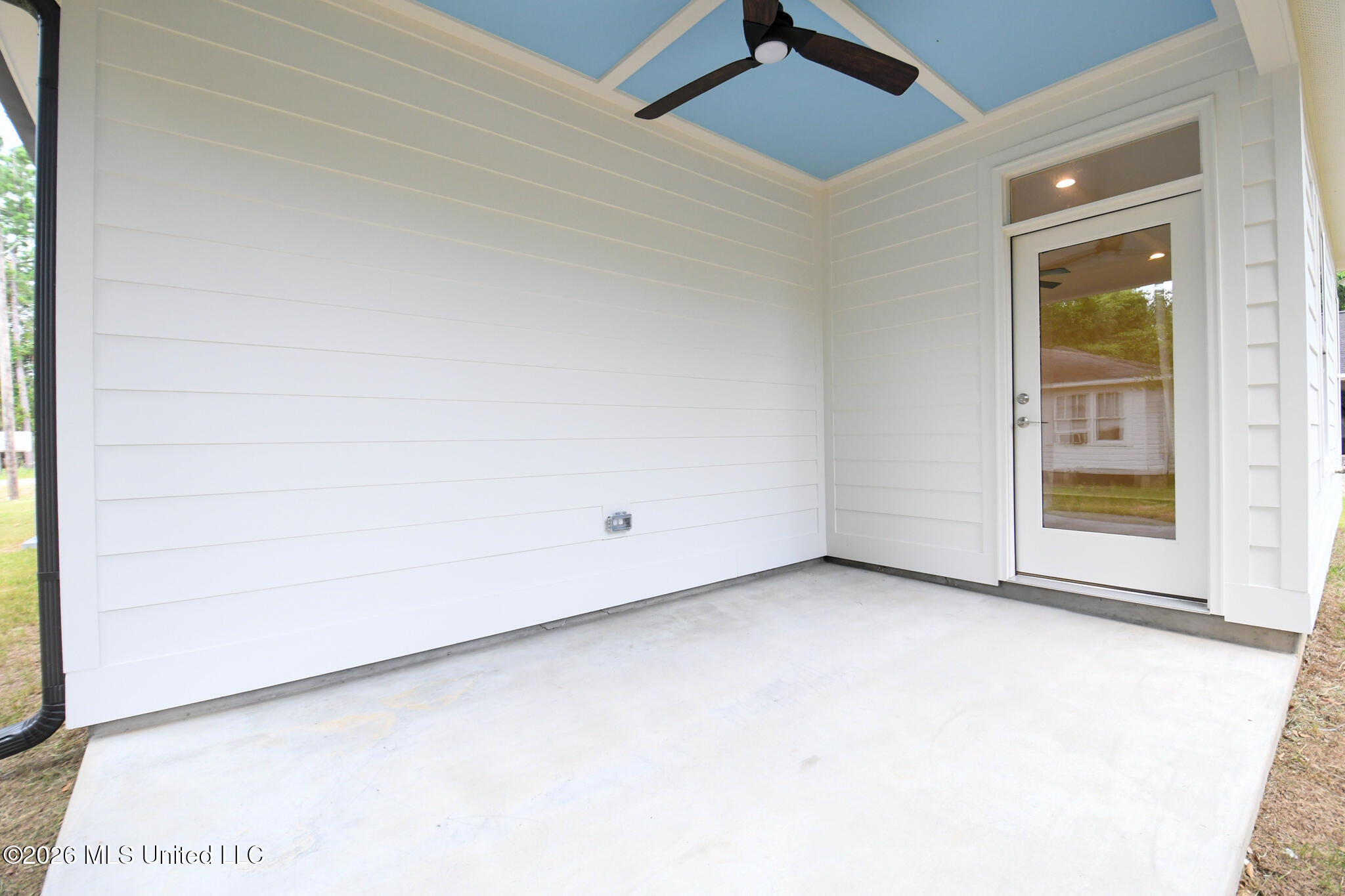 10726 Linohau Way Diamondhead, MS 39525 - Photo 26 of 26 DSC_9144