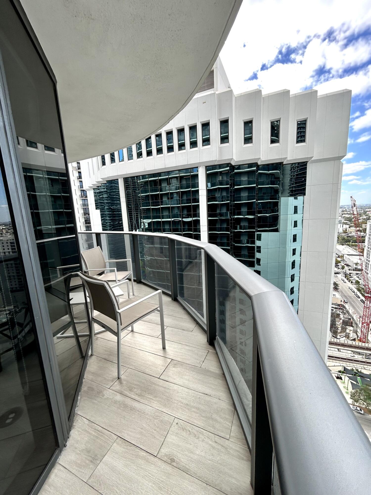 55 Southwest 9th Street, Unit 2508 Miami, FL 33130 - Photo 28 of 85 IMG_8085_Converted_202603010734483448