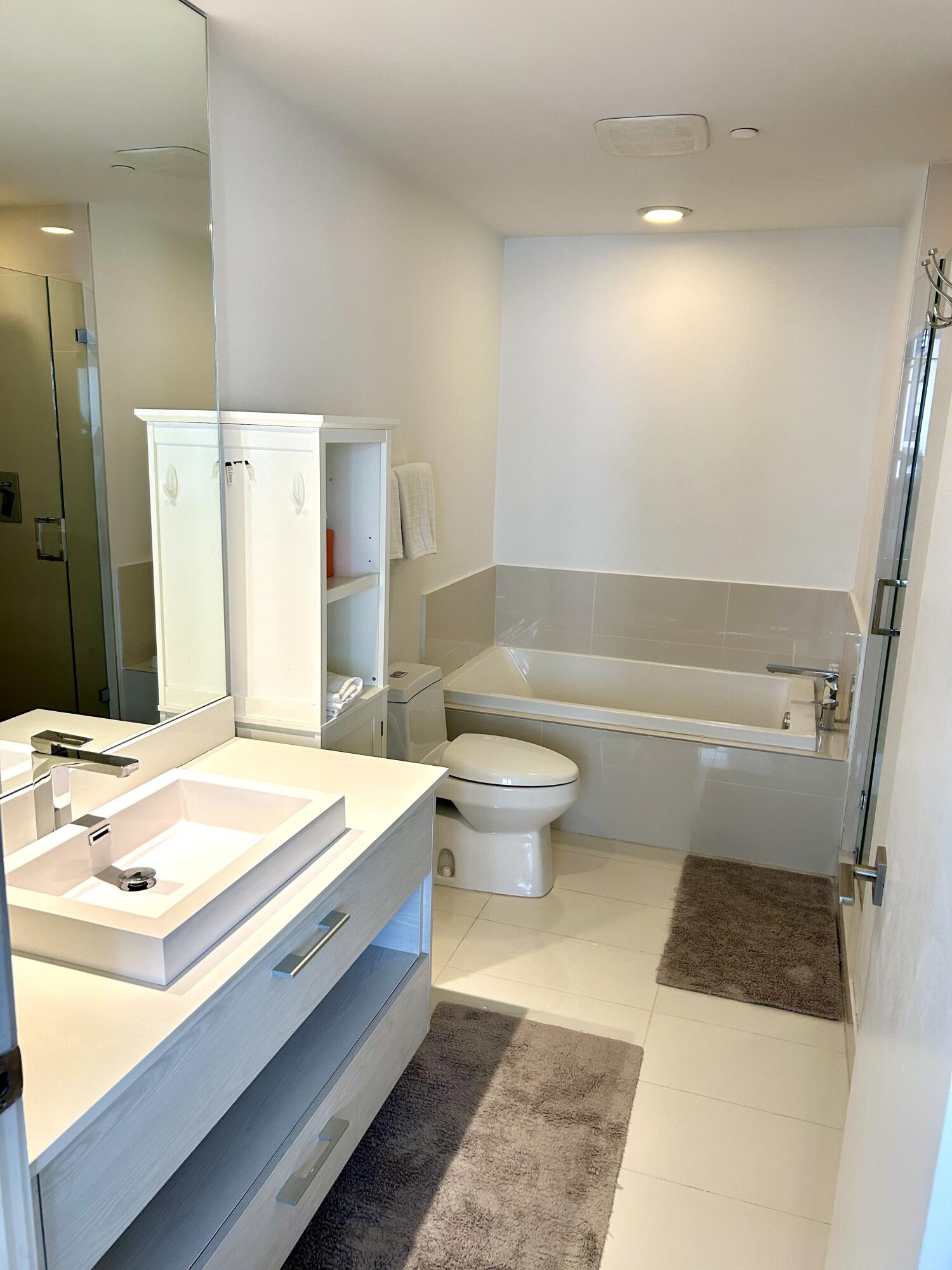 55 Southwest 9th Street, Unit 2508 Miami, FL 33130 - Photo 36 of 85 IMG_8098_Converted_202603010734553455