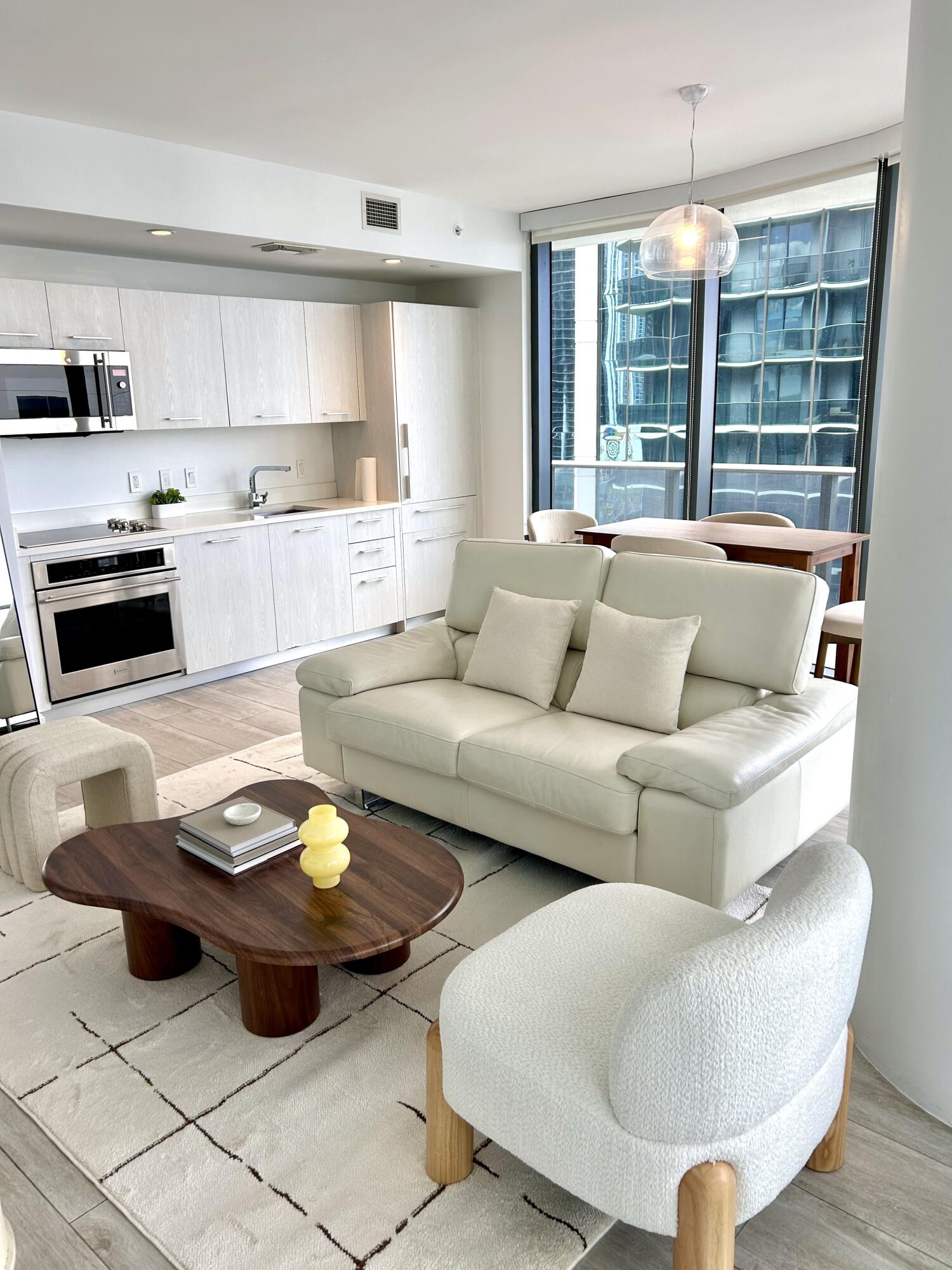 55 Southwest 9th Street, Unit 2508 Miami, FL 33130 - Photo 4 of 85 IMG_8116_Converted_20260301073504354