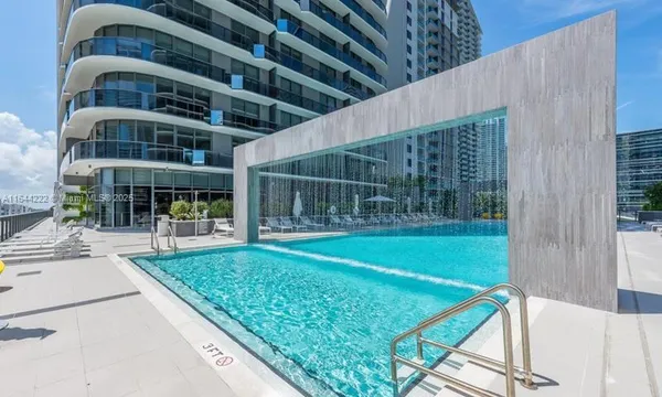 $4,995 | 55 Southwest 9th Street, Unit 2508, Miami, FL 33130