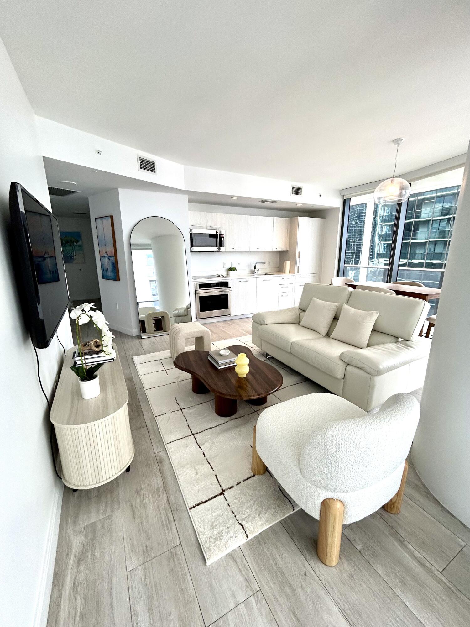 55 Southwest 9th Street, Unit 2508 Miami, FL 33130 - Photo 8 of 85 IMG_8111_Converted_20260301073501351