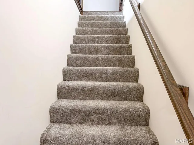 $625,000 | 1614 Sugar Creek Drive, Festus, MO 63028