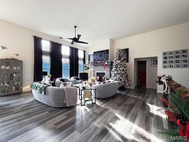 $625,000 | 1614 Sugar Creek Drive, Festus, MO 63028