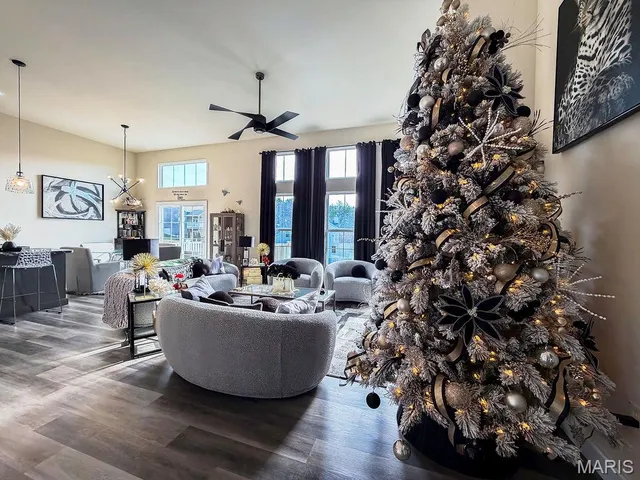 $625,000 | 1614 Sugar Creek Drive, Festus, MO 63028