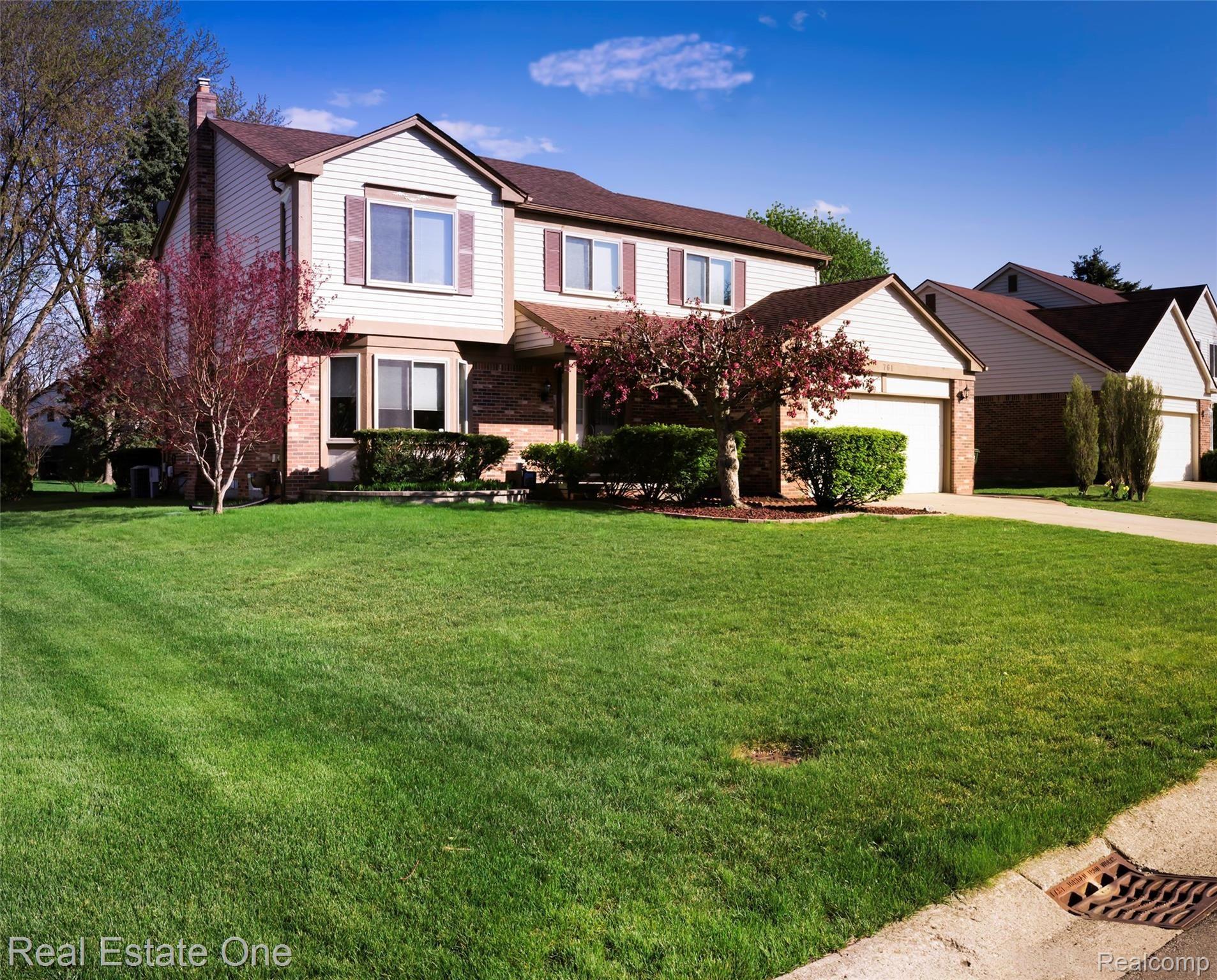 761 Lion Street Rochester, MI 48307 - Photo 1 of 23 Home Front Yard 2.jpg