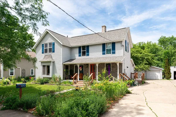 $318,000 | 410 East Gillette Street, Viroqua, WI 54665