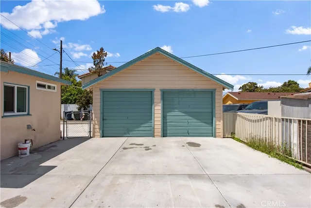 a backyard of a house