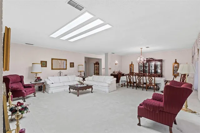 $515,000 | 1204 West Westhill Drive, Cleburne, TX 76033