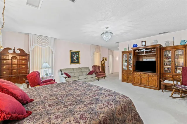 $515,000 | 1204 West Westhill Drive, Cleburne, TX 76033