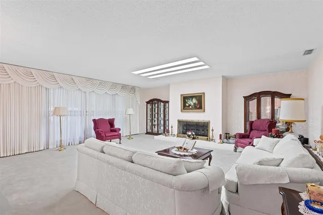 $515,000 | 1204 West Westhill Drive, Cleburne, TX 76033