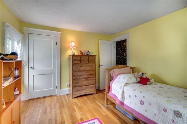 12 Stuart Street Watertown, MA 02472 - Photo 10 of 14 Gallery Image 10