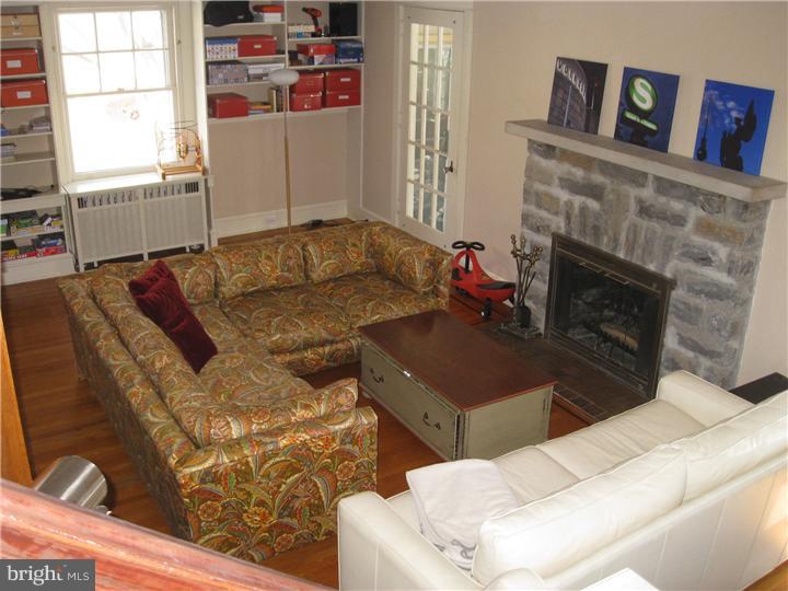 421 Anthwyn Road Narberth, PA 19072 - Photo 2 of 15 Gallery Image 2