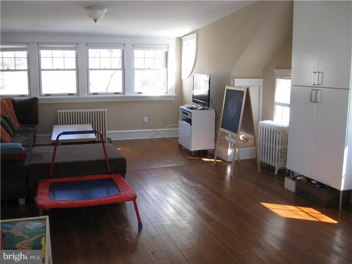 421 Anthwyn Road Narberth, PA 19072 - Photo 11 of 15 Gallery Image 11
