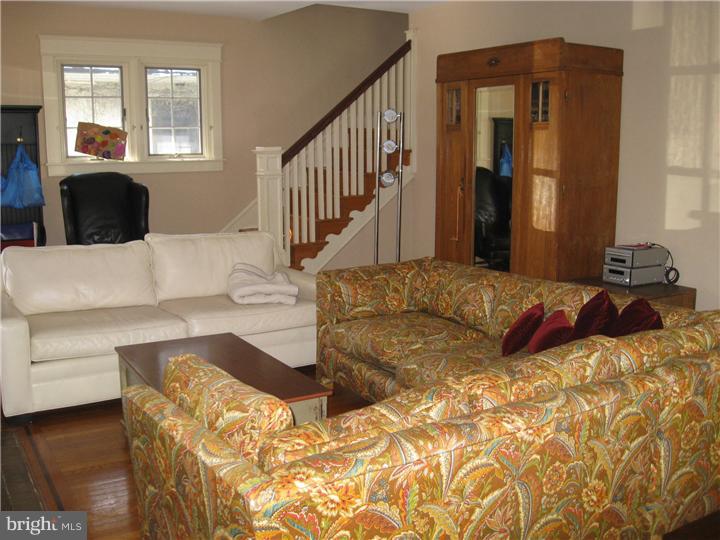 421 Anthwyn Road Narberth, PA 19072 - Photo 3 of 15 Gallery Image 3
