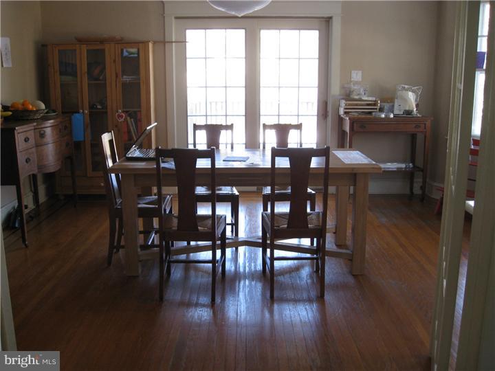 421 Anthwyn Road Narberth, PA 19072 - Photo 4 of 15 Gallery Image 4